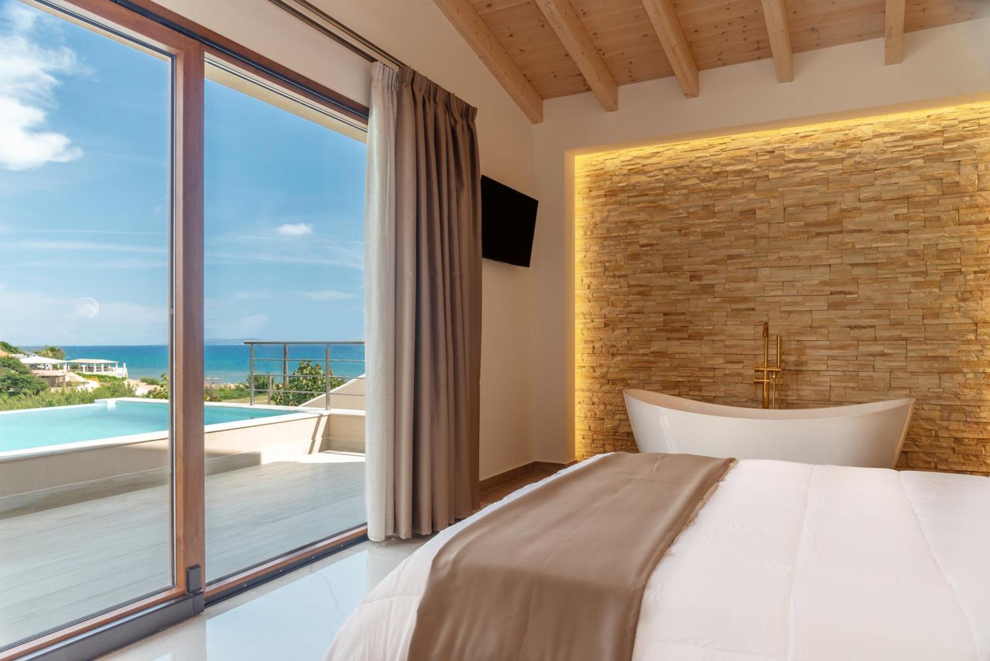 Villa Vasillis-Heated Swimming Pool With Infinity View วิตาลาเดส ภายนอก รูปภาพ