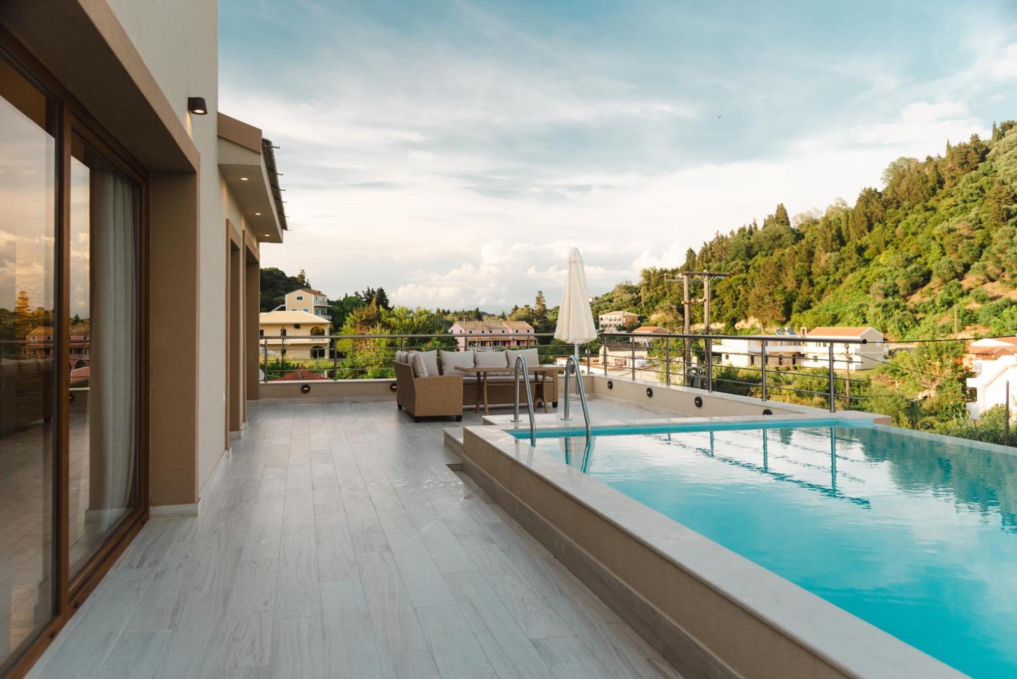 Villa Vasillis-Heated Swimming Pool With Infinity View วิตาลาเดส ภายนอก รูปภาพ