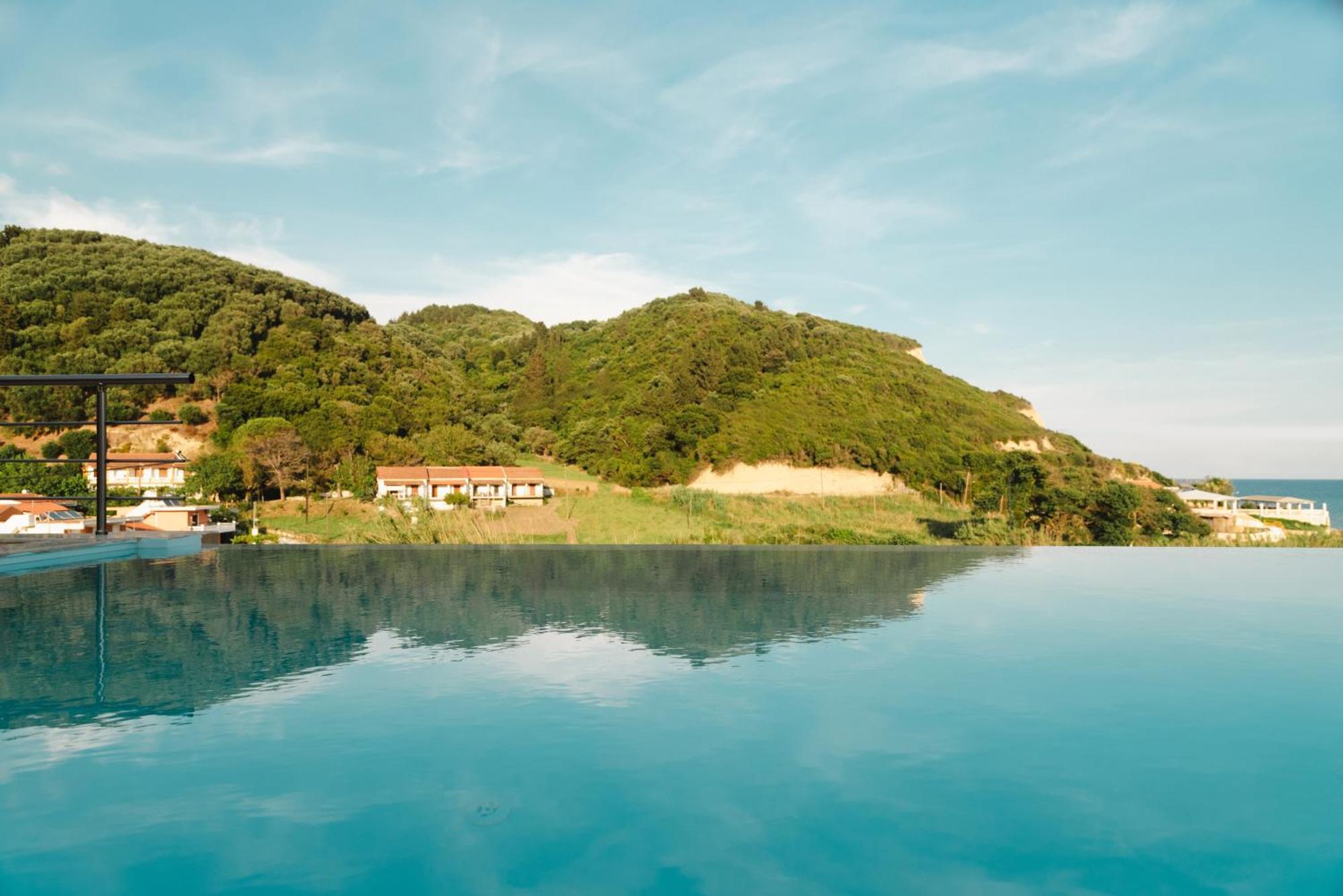 Villa Vasillis-Heated Swimming Pool With Infinity View วิตาลาเดส ภายนอก รูปภาพ