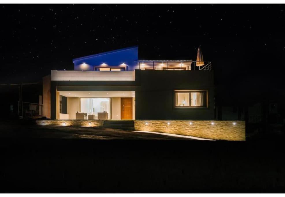 Villa Vasillis-Heated Swimming Pool With Infinity View วิตาลาเดส ภายนอก รูปภาพ